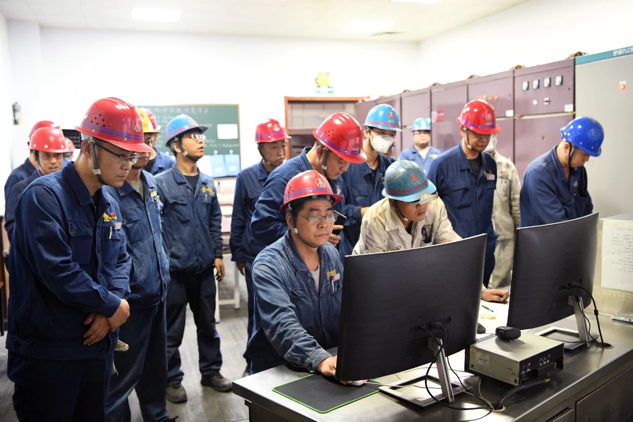 龍鋼公司120噸LF精煉爐升級改造熱負(fù)荷試車成功