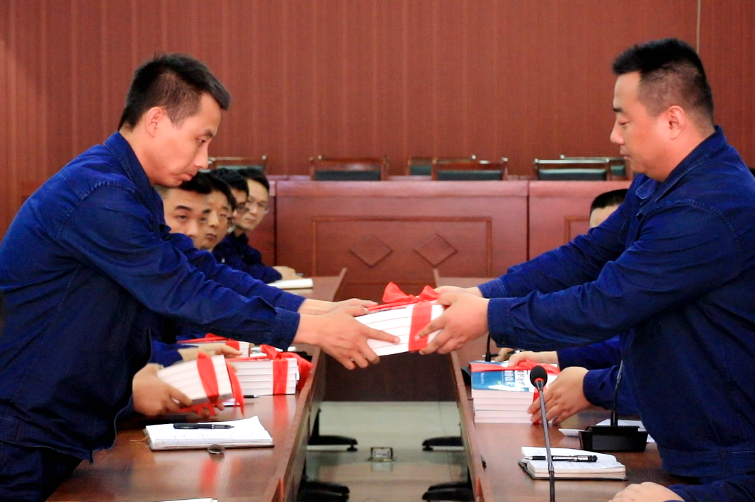 ƌW(xu)(do)(chung)ƽ_(ti)Fǰϵy(tng)һg(sh)F(tun)(du)䓹˾FSM(jn)(zhun)I(y)g(sh)˲B(yng)(c)ӛ